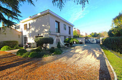 Maison 9 pièces 695000 €