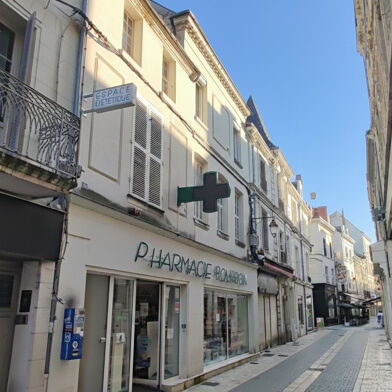 Immeuble  233200 €