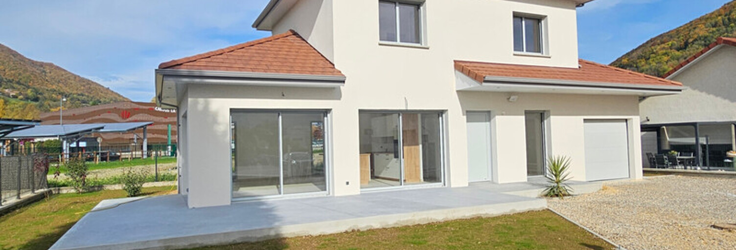 Maison 5 Pièces 106 m² à louer à Voiron (38500)
