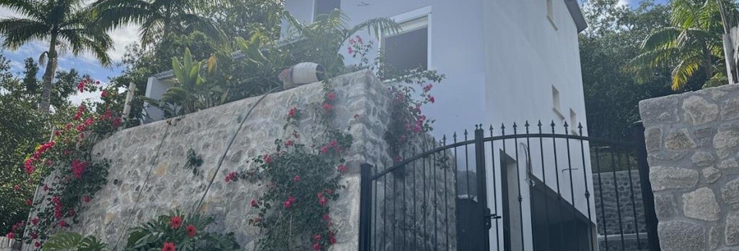 Maison 5 Pièces 90 m² à vendre à Saint-Pierre (97432)