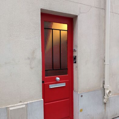 Appartement 1 pièces 700 €