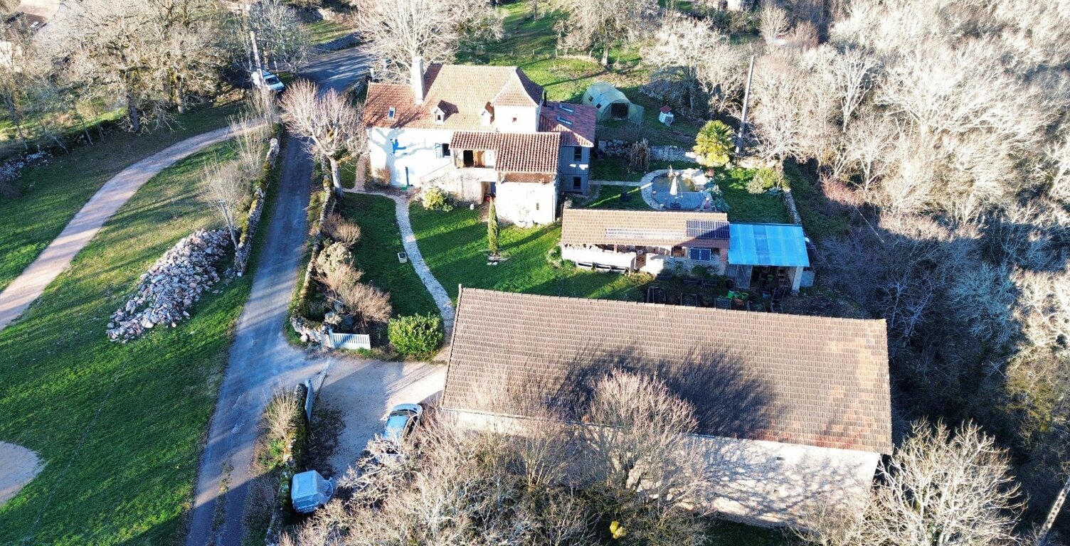 Corps de ferme — photo 1