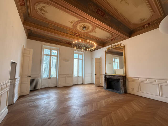 Appartement bourgeois — photo du bien