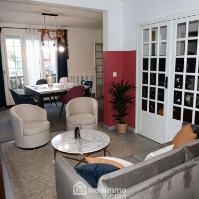 Maison 7 pièces 399000 €