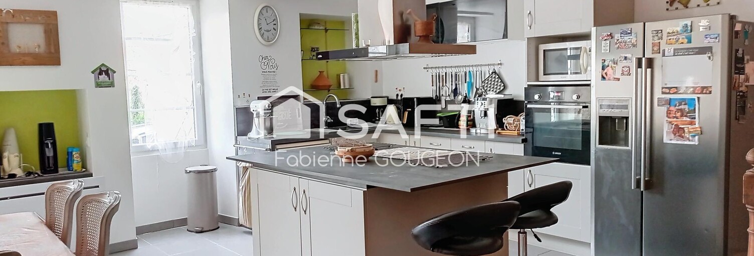 Maison 7 Pièces 205 m² à vendre à Roullet-Saint-Estèphe (16440)