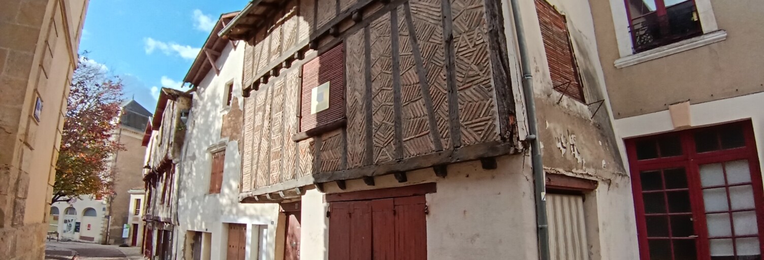 Maison 10 Pièces 100 m² à vendre à Airvault (79600)