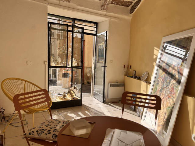 MURS COMMERCIAUX HAUT RENDEMENT  HYERES — photo du bien