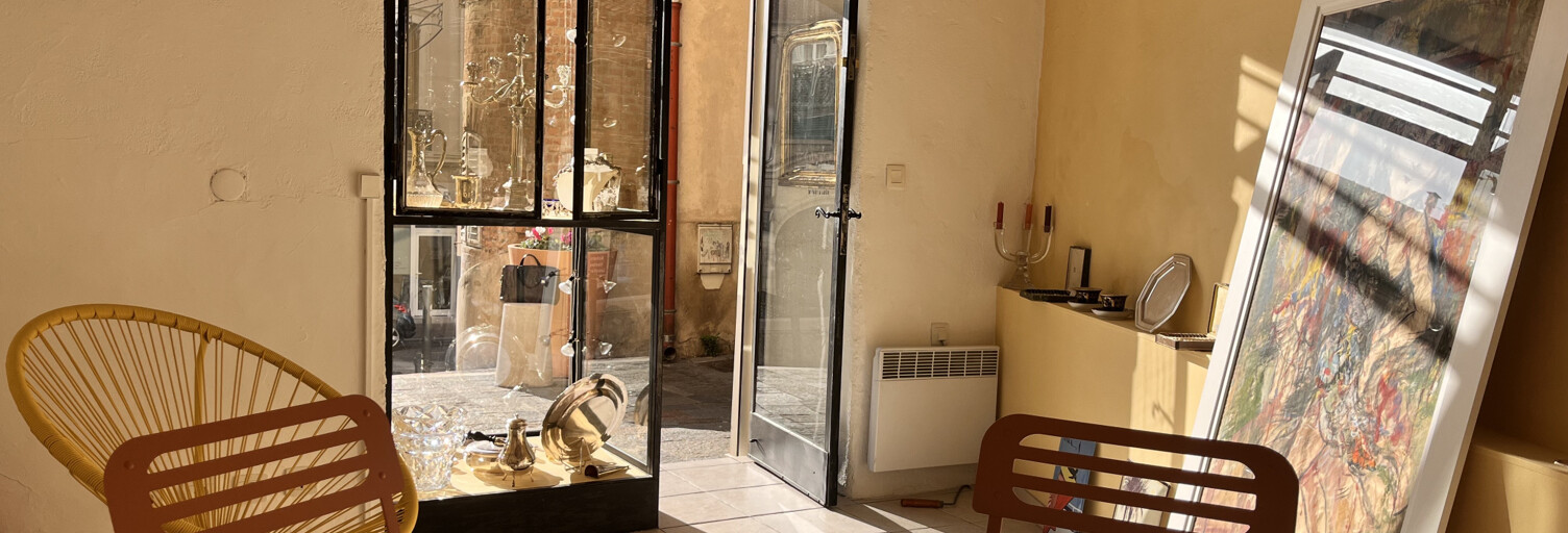 Commerce  11 m² à vendre à Hyères (83400)