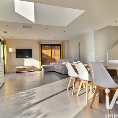 Maison 5 pièces 385000 €