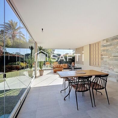 Appartement 4 pièces 834000 €