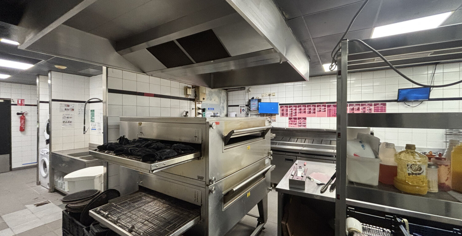 Local Commercial 85 m2 — photo 1