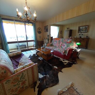 Appartement 5 pièces 130000 €