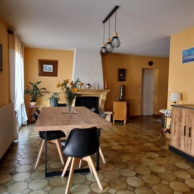 Maison 5 pièces 260000 €