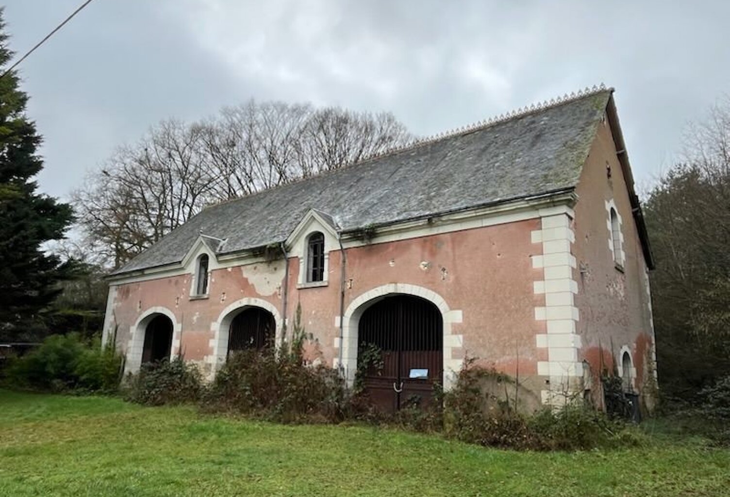 Grange de 2 pièces principales — photo 1