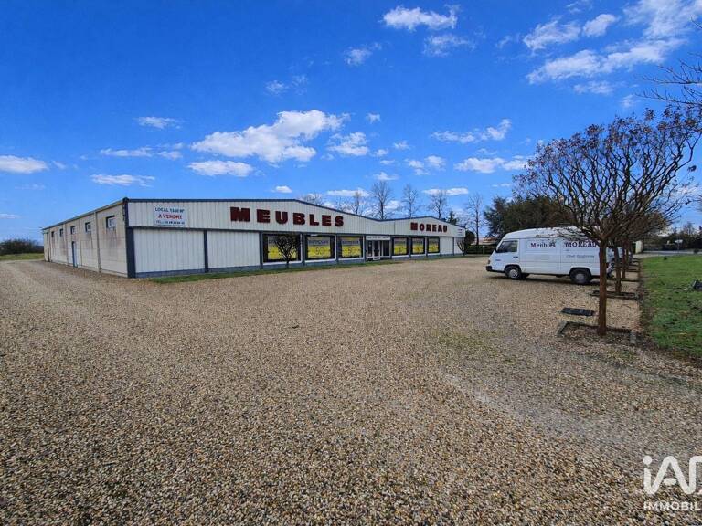 Vente Murs commerciaux 1 500 m&sup2; — photo 1