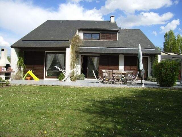 Villa de 6 pièces principales — photo du bien
