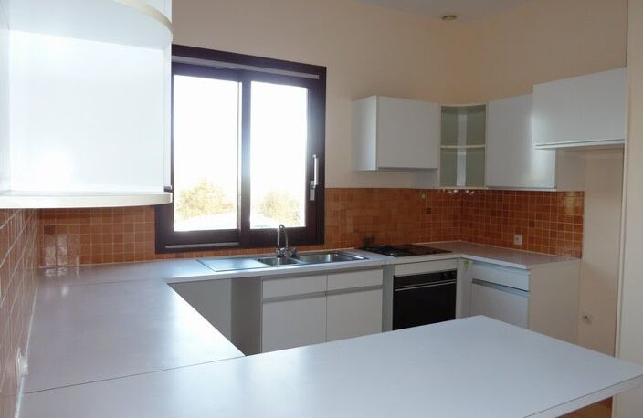 Villa de 6 pièces principales — photo 4