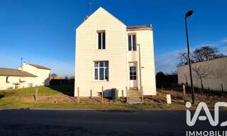 Maison 3 Pièces 78 m² à vendre à Saint-Hilaire-de-Voust (85120)