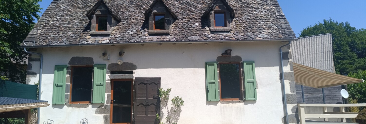 Maison 4 Pièces 118 m² à vendre à Saint-Martin-Cantalès (15140)