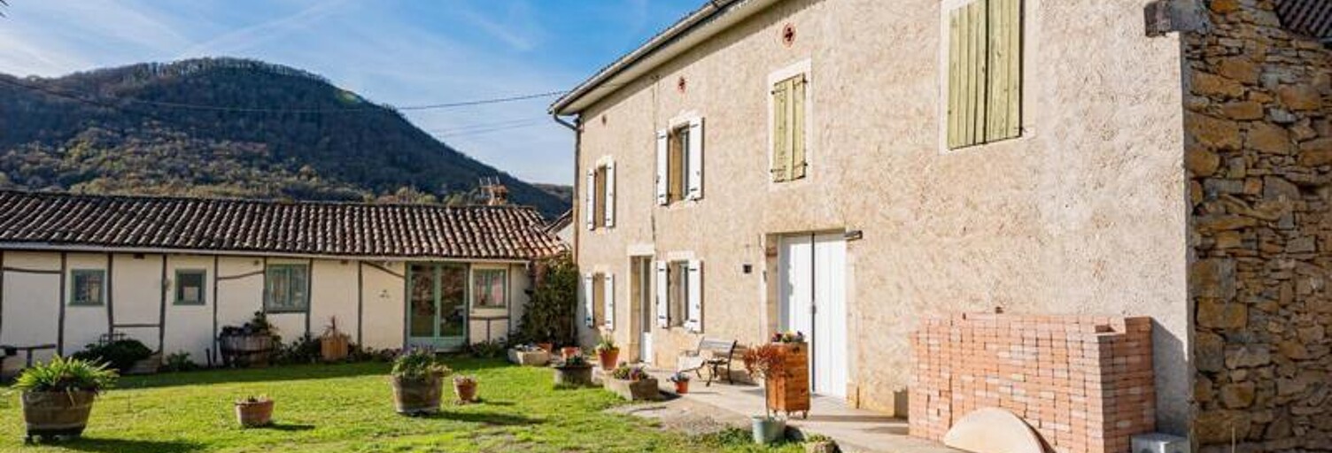 Maison 8 Pièces 234 m² à vendre à Cazères (31220)