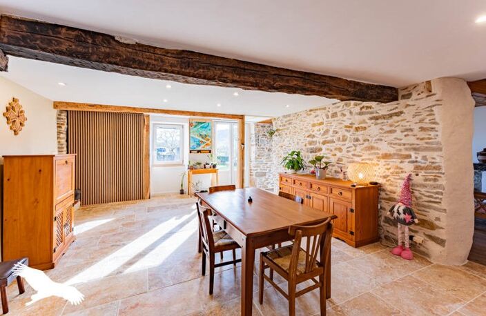 Ferme (tte) de 8 pièces principales — photo 3