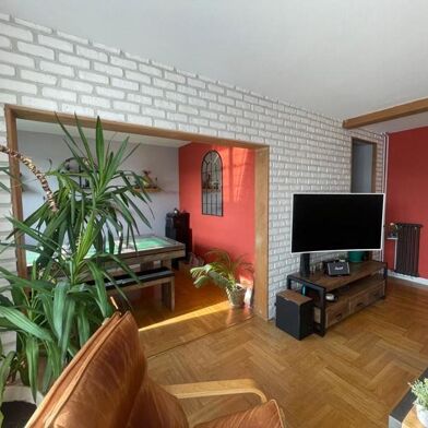 Appartement 5 pièces 138320 €