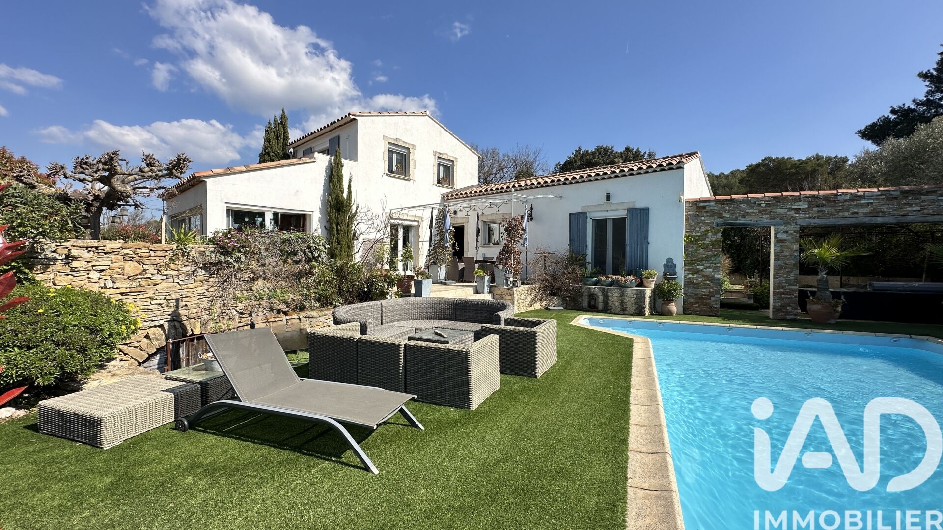 Le-Beausset - 190m² - 7p. - 4ch.