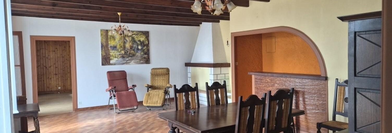 Maison 6 Pièces 211 m² à vendre à Chambon (17290)