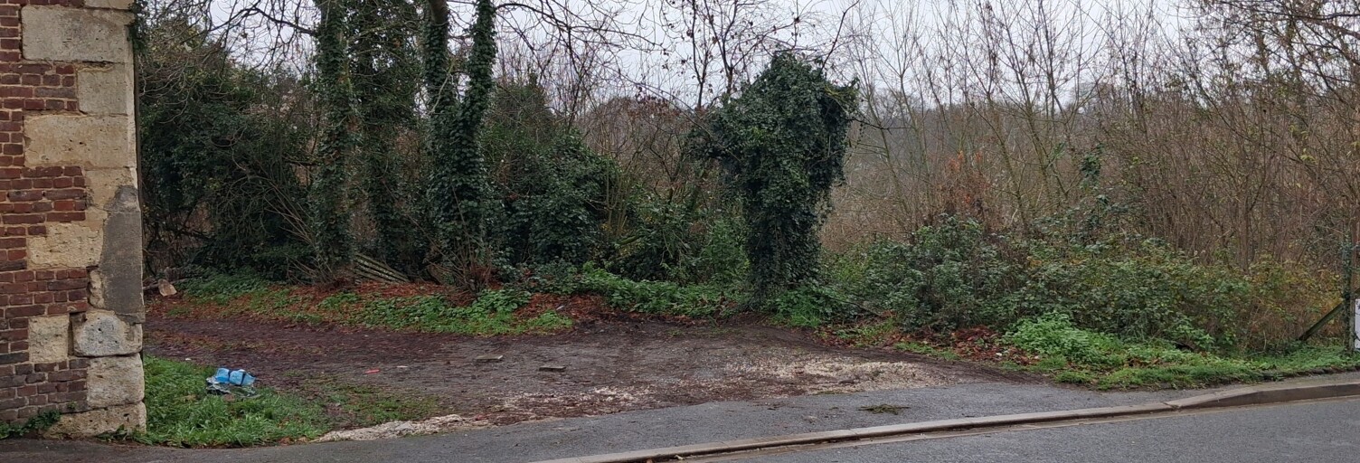 Terrain  2664 m² à vendre à Saint-Gobain (02410)