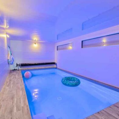 Maison 7 pièces 575850 €