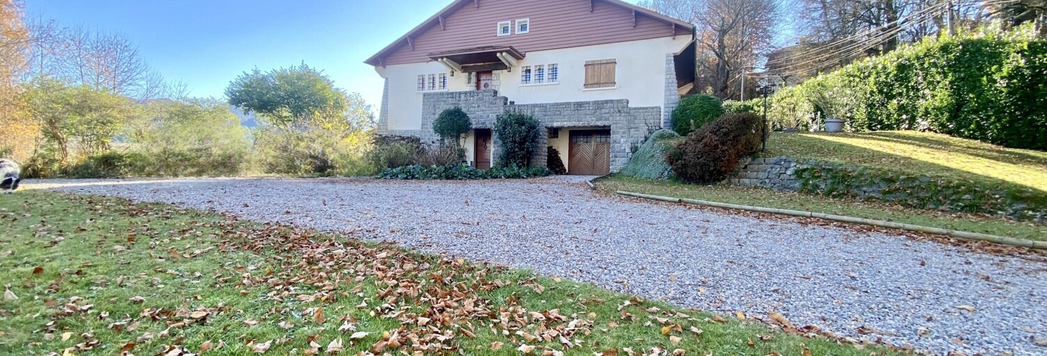 Maison 10 Pièces 260 m² à vendre à Bagnères-de-Bigorre (65200)