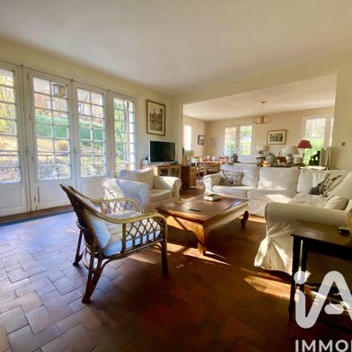 Maison 10 pièces 395000 €