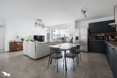 Appartement 3 pièces 348480 €
