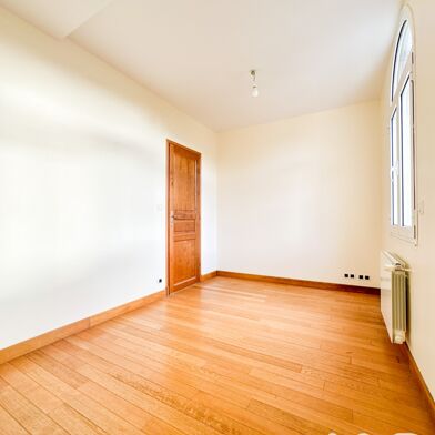 Appartement 4 pièces 490000 €