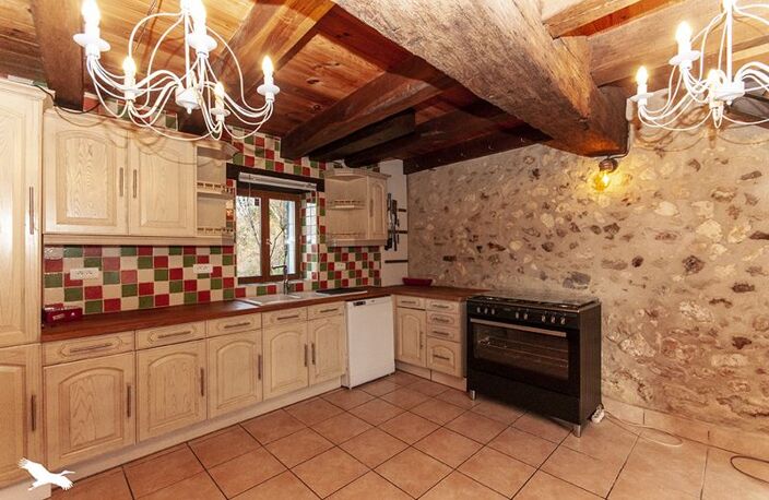 Maison en pierre de 3 pièces principales — photo 4