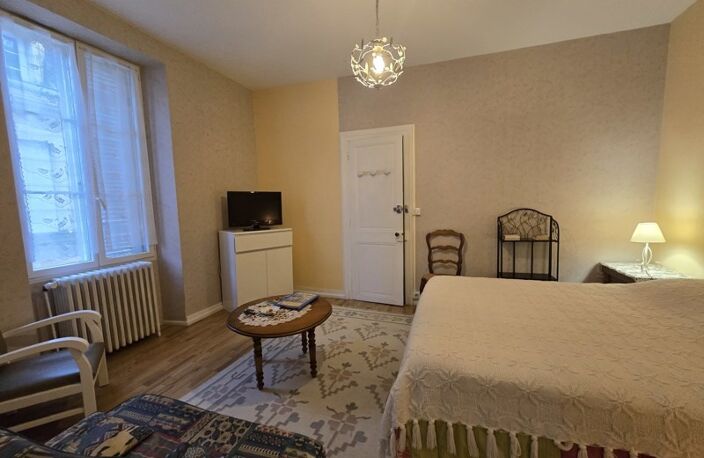 Vente immeuble   Jonzac (17500) — photo 3