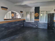 LOCAL COMMERCIAL sur 1728 m2 de terrain clos — photo 3