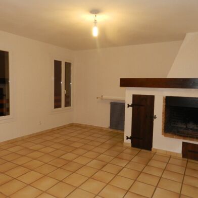 Appartement 5 pièces 850 €