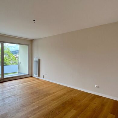 Appartement 4 pièces 2090 €