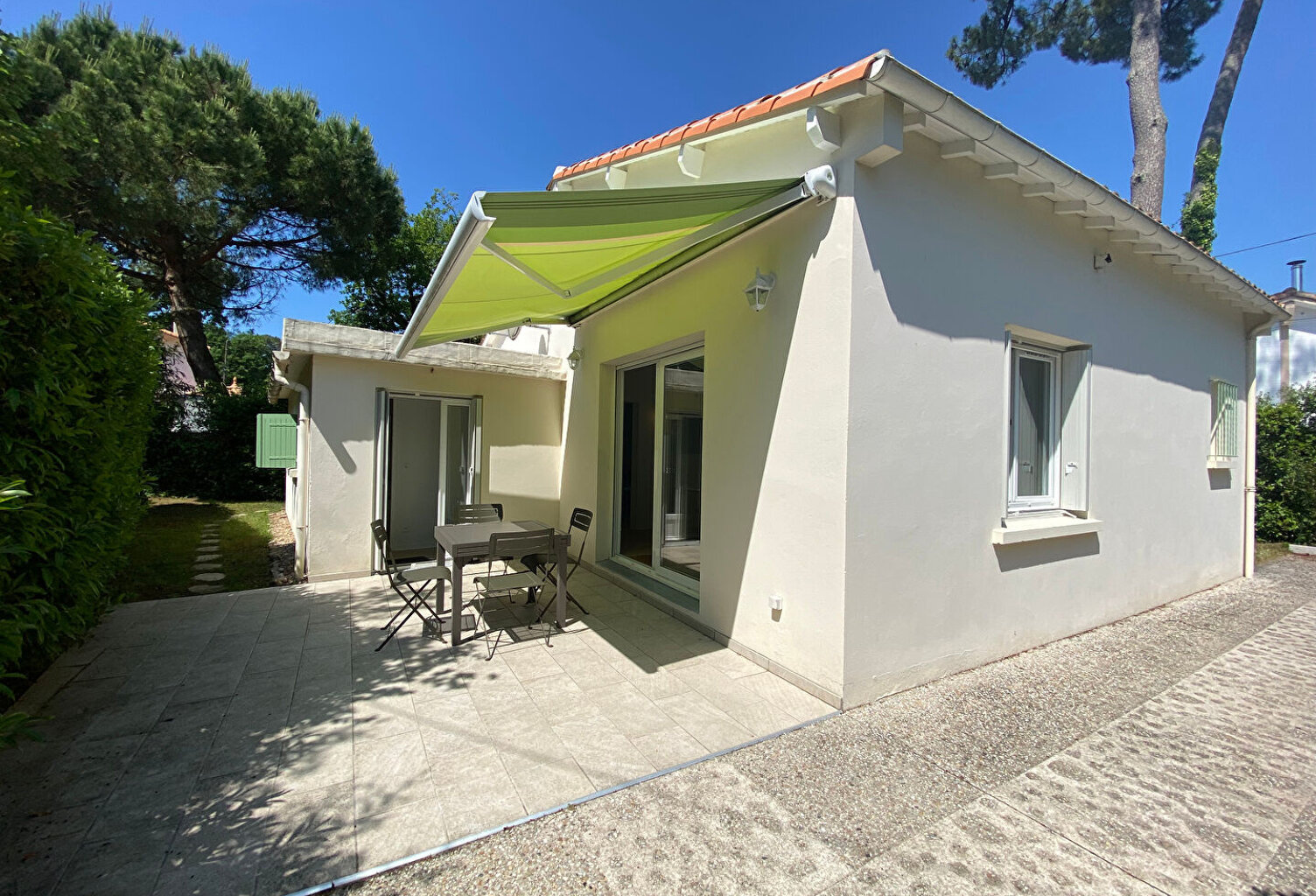 ROYAN - QUARTIER DU PARC - MAISON DE PLAIN PIED AVEC JARDIN — photo 1
