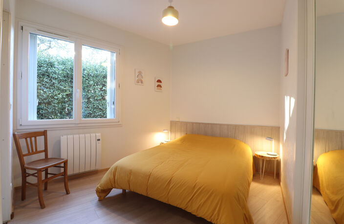 ROYAN - QUARTIER DU PARC - MAISON DE PLAIN PIED AVEC JARDIN — photo 4