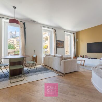 Appartement 4 pièces 485000 €
