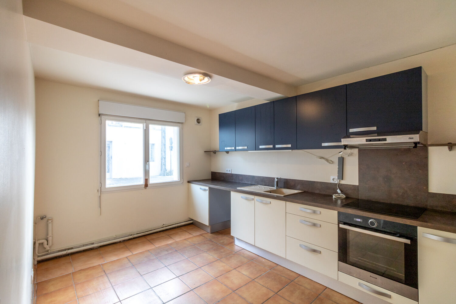 Villa / Maison  T5 à vendre Saintes 17100