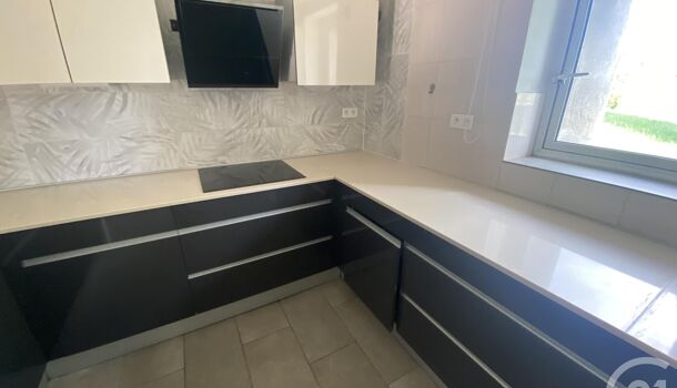 Loft 3 pièces  à louer Saint-Gély-du-Fesc 34980