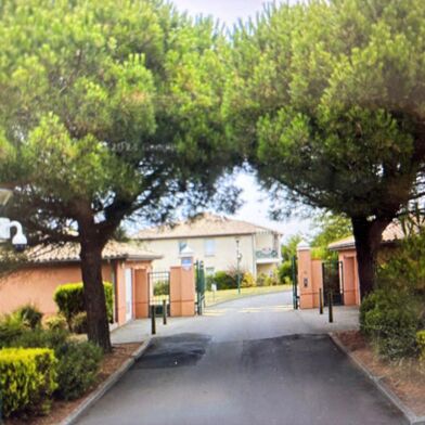 Appartement 3 pièces 845 €