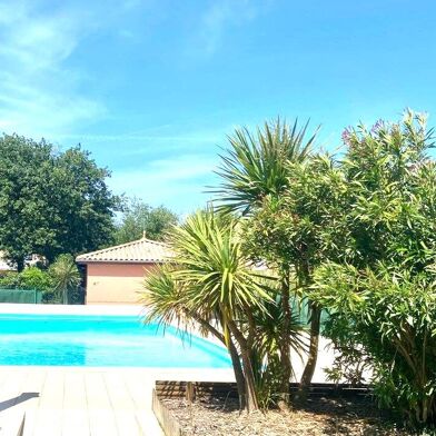 Appartement 3 pièces 845 €