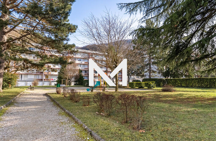 T4 Lumineux - Saint-Martin-d'hères / Poisat — photo 3
