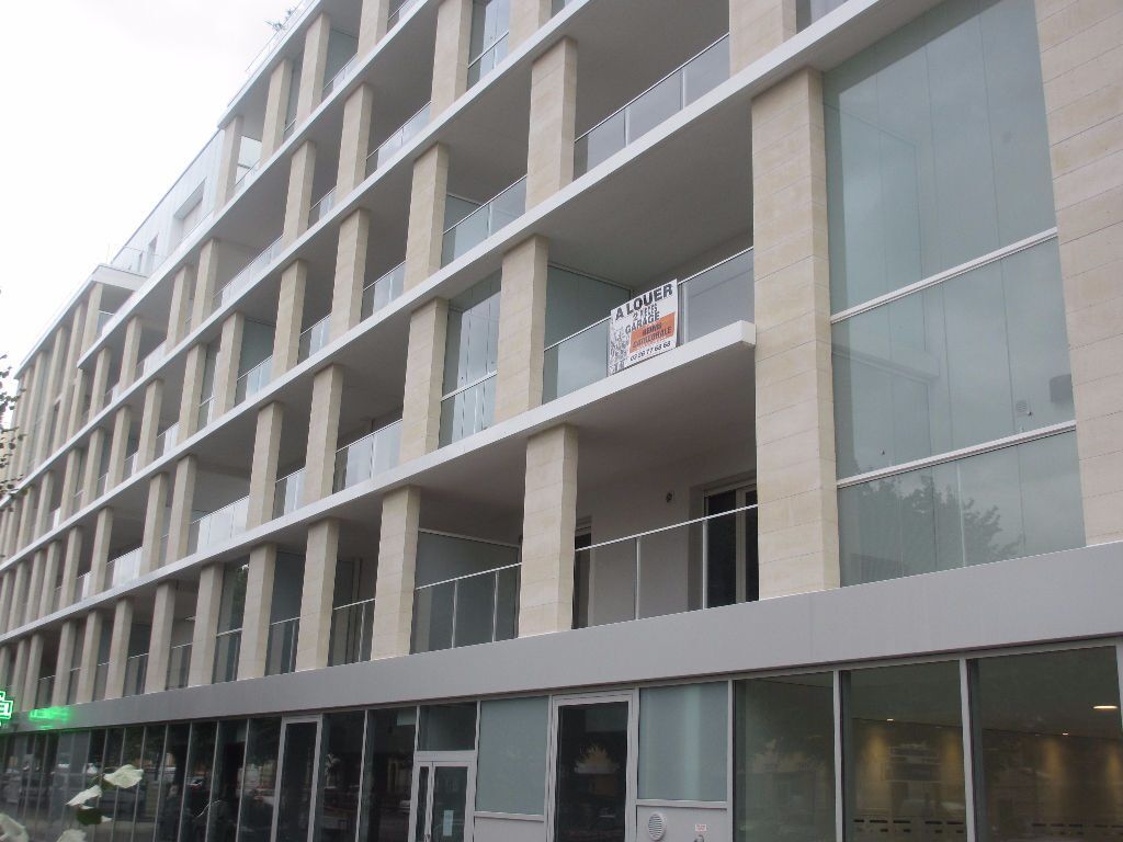 Parking  à louer Reims 51100