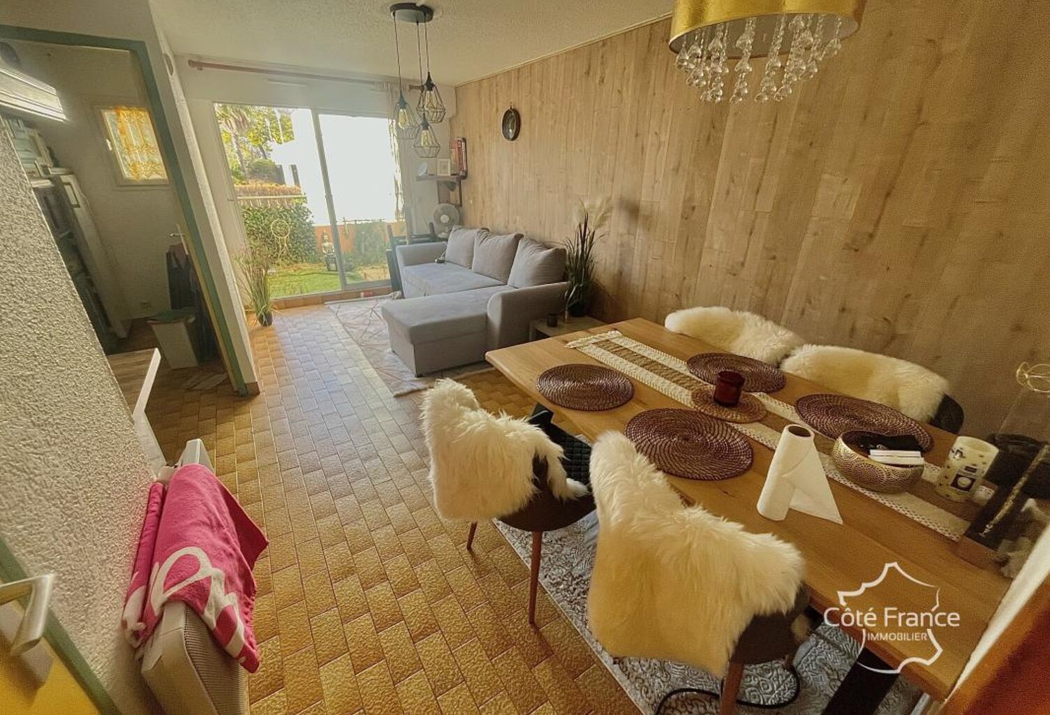 Spacieux appartement avec terrasse et parking proche falaise — photo 1