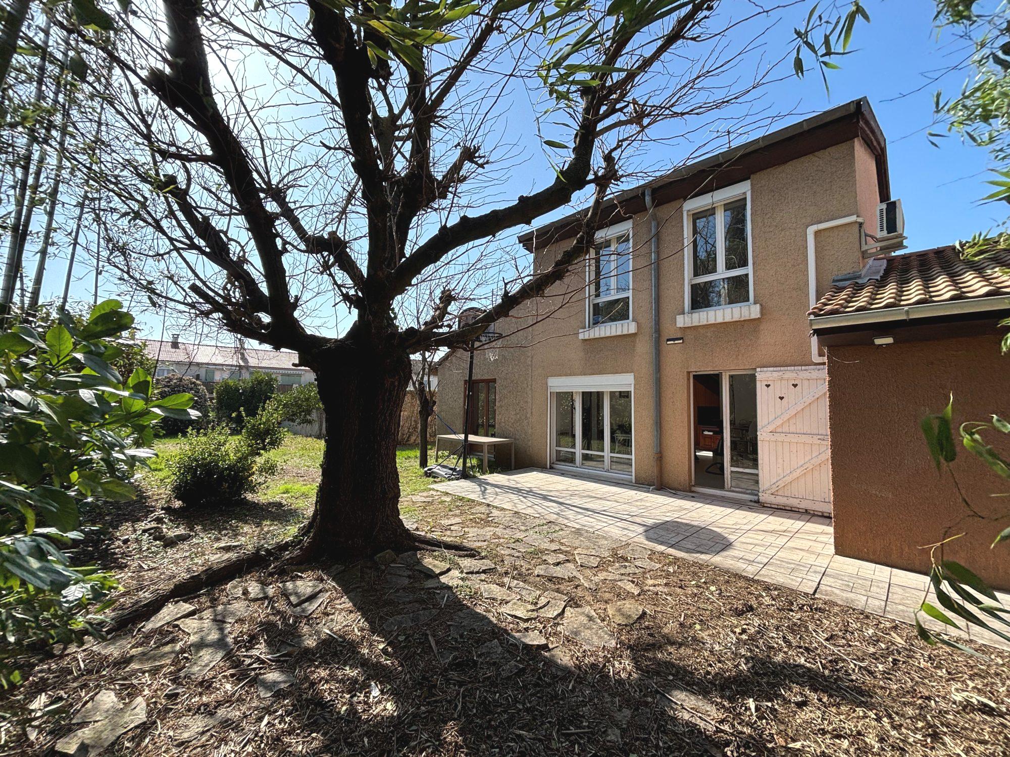 Villa / Maison  T5 à vendre Romans-sur-Isère 26100